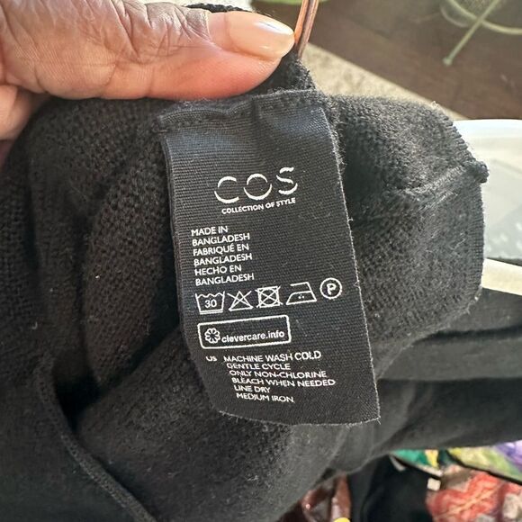 COS Black Crewneck Sweater M - Picture 6 of 6